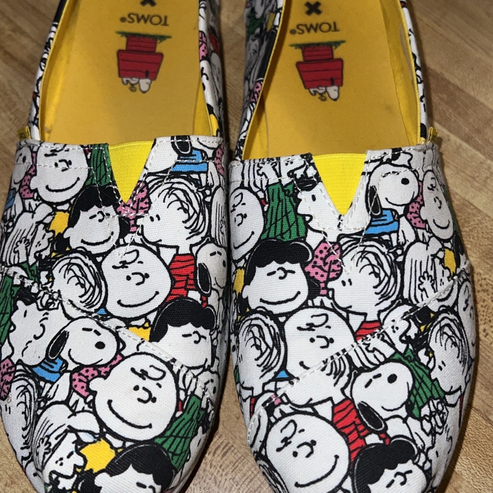 TOMS Peanuts Print Slip-On Shoes